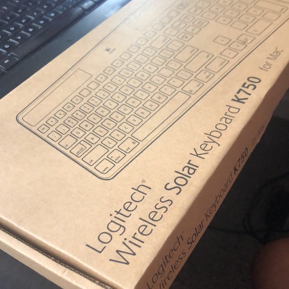 NIB [Logitech] Apple Mac SOLAR Wireless Keyboard K750 - See description! - Picture 2 of 13